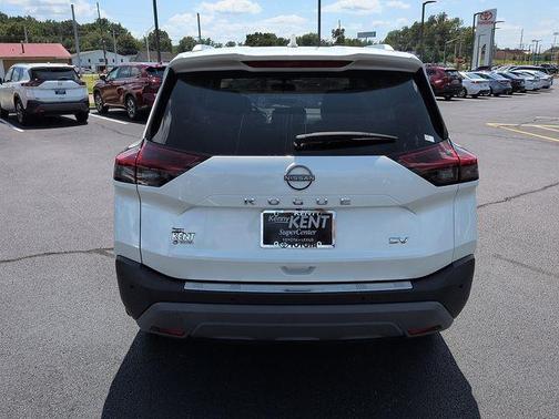 Pearl White Tricoat 2023 Nissan Rogue SV