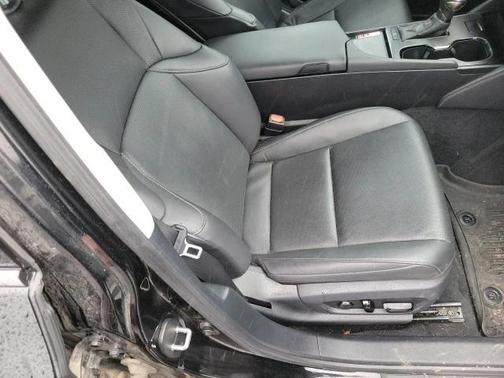 2023 Lexus ES 250 Base