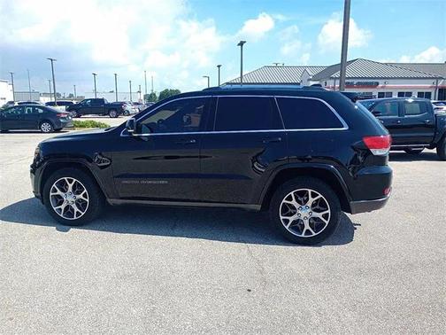 2018 Jeep Grand Cherokee Sterling Edition