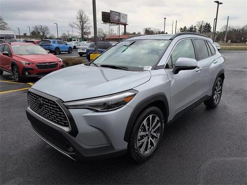 2024 Toyota Corolla Cross XLE