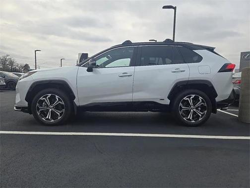 2025 Toyota RAV4 Hybrid SE