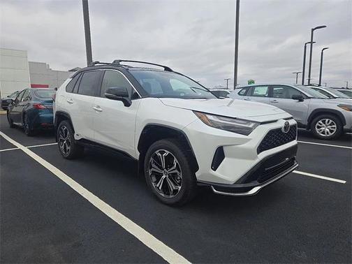 2025 Toyota RAV4 Hybrid SE