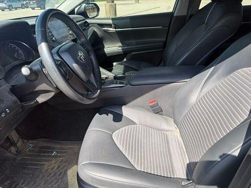 Midnight Black 2022 Toyota Camry SE