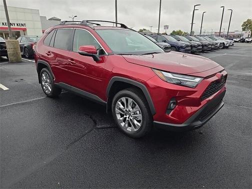 2025 Toyota RAV4 XLE Premium
