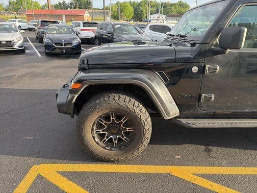 Black Clearcoat 2021 Jeep Gladiator Sport S