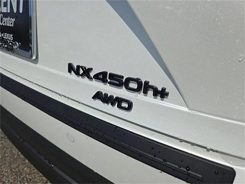 2025 Lexus NX 450h+ Luxury