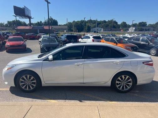 2017 Toyota Camry XLE