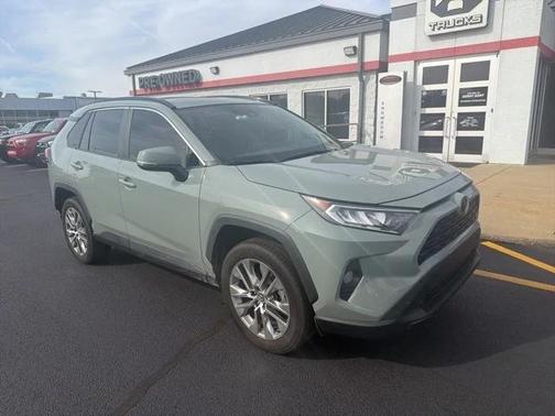 2021 Toyota RAV4 XLE Premium