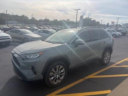 2021 Toyota RAV4 XLE Premium