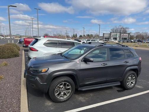 2020 Jeep Cherokee Trailhawk