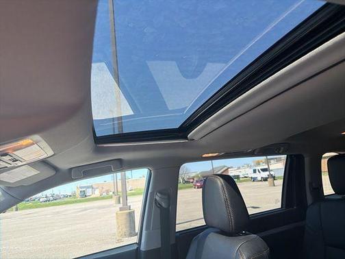 Blizzard Pearl 2018 Toyota Highlander XLE