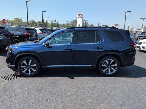 Obsidian Blue Pearl 2023 Honda Pilot AWD Elite