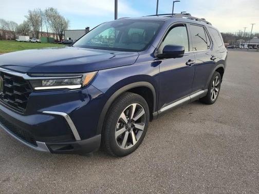 2023 Honda Pilot AWD Elite