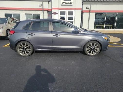 2018 Hyundai Elantra GT Sport