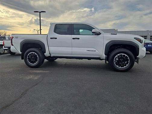 2026 Toyota Tacoma Hybrid TRD Off Road