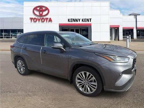 2022 Toyota Highlander Platinum