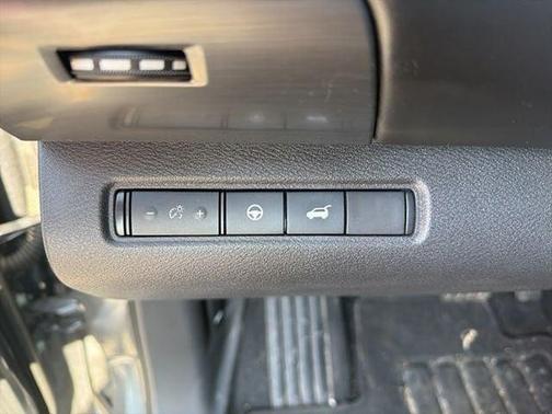Gun Metallic 2022 Nissan Pathfinder SL 2WD