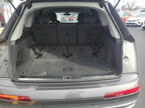 2021 Audi Q7 55 Premium Plus
