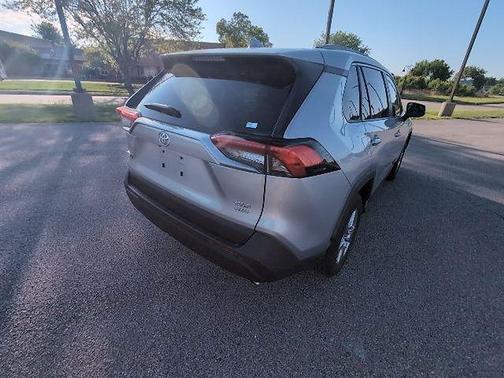 Silver Sky 2024 Toyota RAV4 XLE