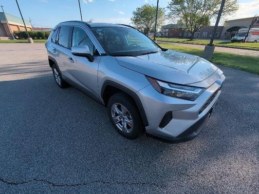 Silver Sky 2024 Toyota RAV4 XLE