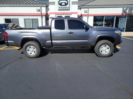 2021 Toyota Tacoma SR