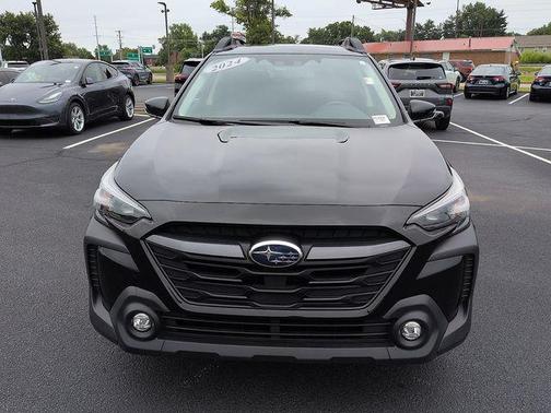 Crystal Black Silica 2024 Subaru Outback Premium