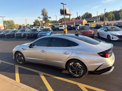 Aero Silver 2024 Hyundai SONATA SEL