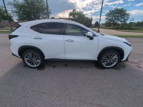 Ultra White 2026 Lexus NX 350 Premium