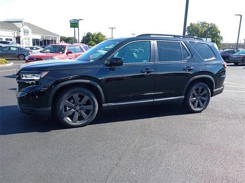 2023 Honda Pilot AWD Sport