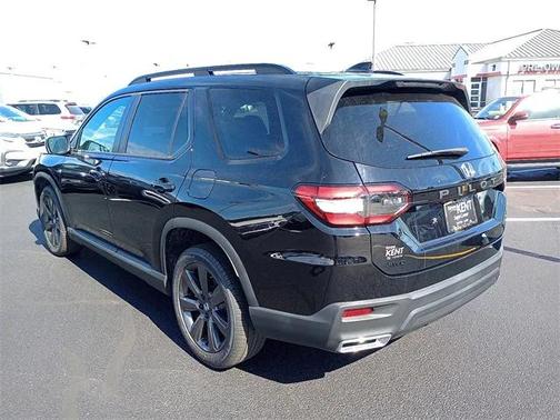 2023 Honda Pilot AWD Sport