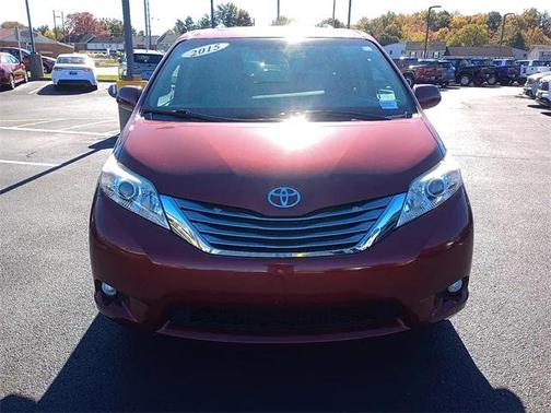 2015 Toyota Sienna XLE