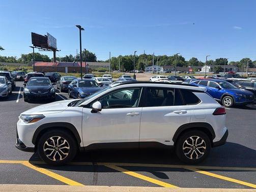 Wind Chill Pearl 2024 Toyota Corolla Hybrid SE