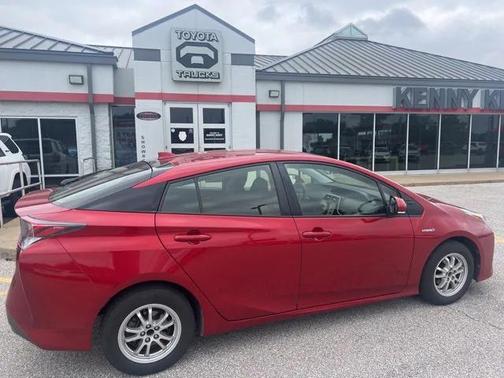 2016 Toyota Prius Two