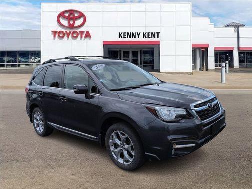 Dark Gray Metallic 2018 Subaru Forester 2.5i Touring