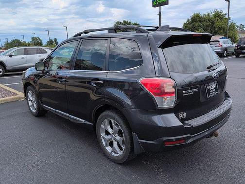 Dark Gray Metallic 2018 Subaru Forester 2.5i Touring