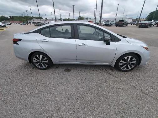 2020 Nissan Versa 1.6 S
