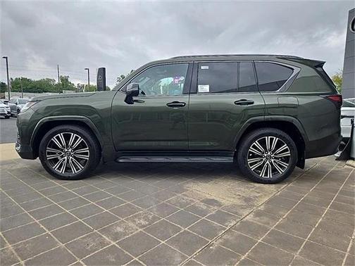 2025 Lexus LX 600 Luxury