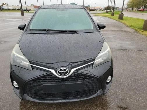 2015 Toyota Yaris L