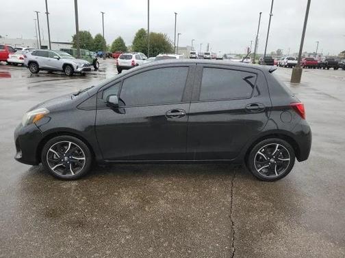 2015 Toyota Yaris L