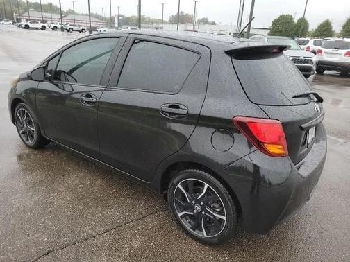 2015 Toyota Yaris L