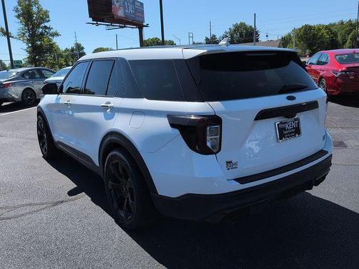 Star White Metallic Tri-Coat 2022 Ford Explorer ST