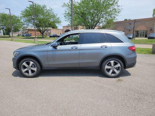 Selenite Gray 2019 Mercedes-Benz GLC 300 4MATIC