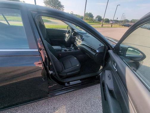 Super Black 2025 Nissan Altima 2.5 SV
