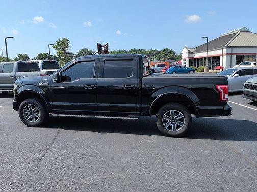 Ruby Red Metallic Tinted Clearcoat 2016 Ford F-150 XLT