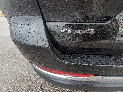 2022 Jeep Grand Cherokee Laredo