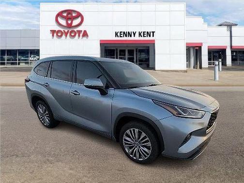 Moon Dust 2021 Toyota Highlander Platinum