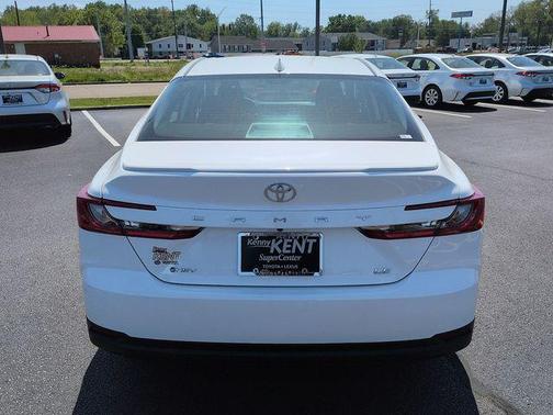 Ice Cap 2026 Toyota Camry LE