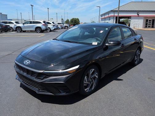 Abyss Black 2025 Hyundai ELANTRA Sport
