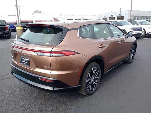 2025 Toyota Crown Signia XLE