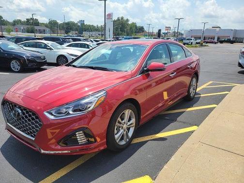 Scarlet Red 2019 Hyundai SONATA Limited